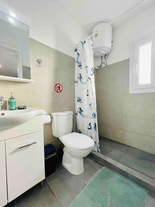 Cozy, Newly Renovated Apartment In Gavrio. Dış mekan fotoğraf